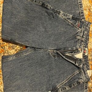 Tommy Hilfiger Women’s Straight Leg Jeans